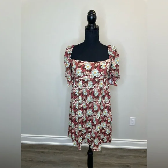 aritzia wilfred floral dress - Picture 2 of 5